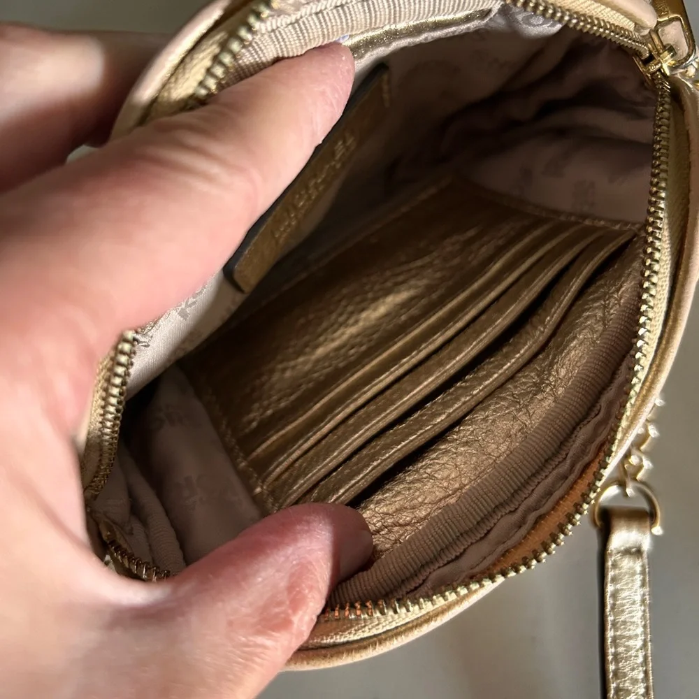 043. Michael Kors Brown Logo Crossbody Bag - Picture 9 of 11